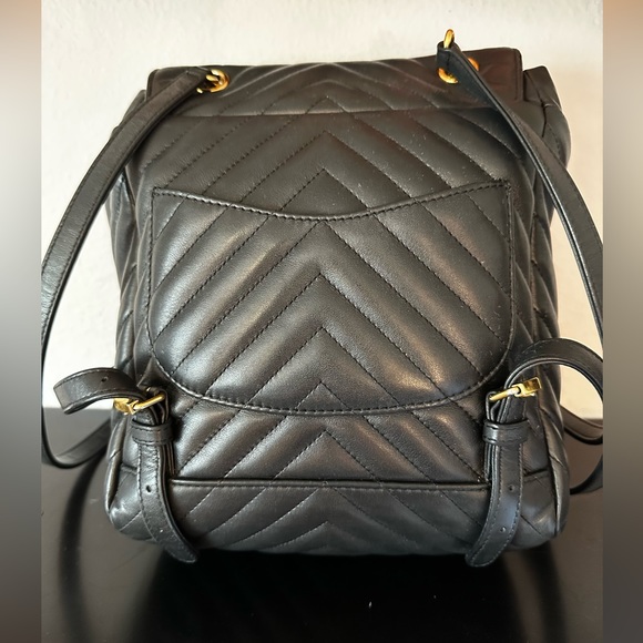 ✨CHANEL✨ Chevron Urban Spirit Black Backpack Gold Chain - Picture 12 of 15